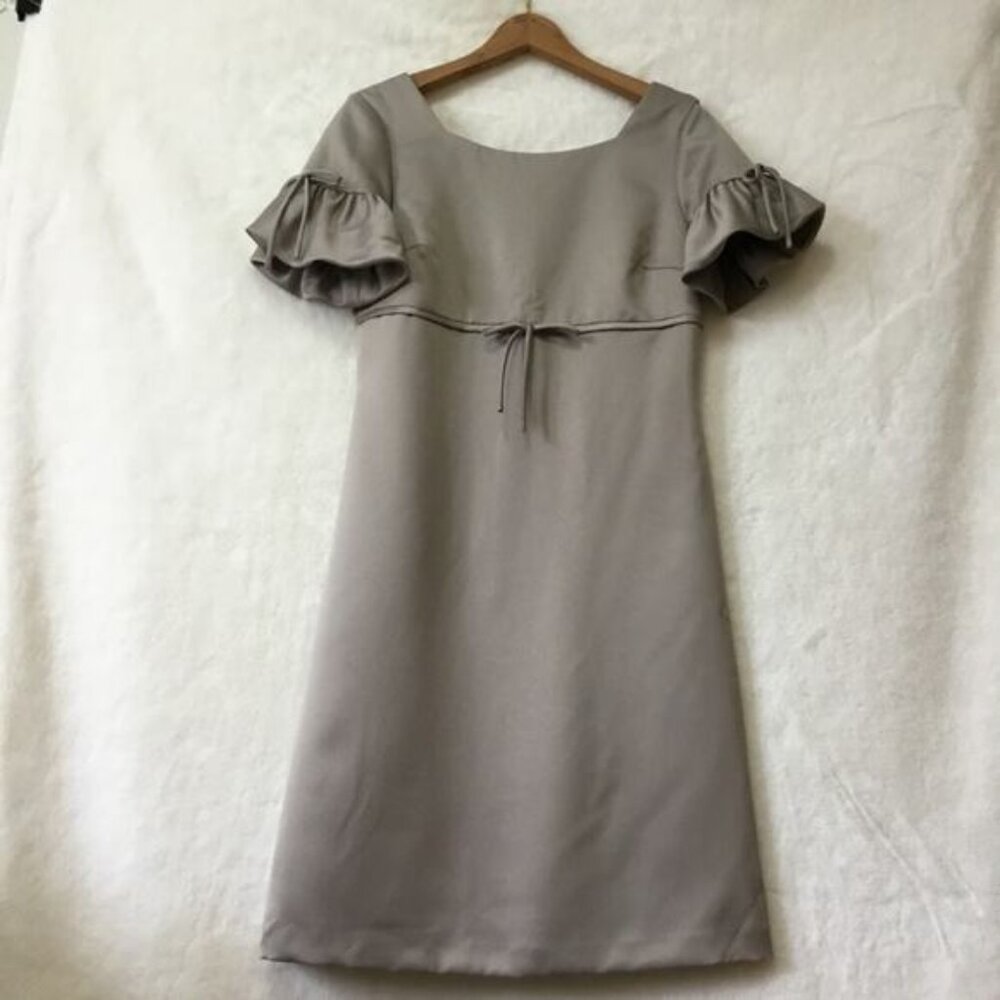 Tahari Gray Ruffled Short Sleeve Dress